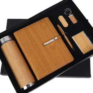 Gift Set ลายไม้ สมุด กระบอกน้ำ และของพรีเมี่ยม